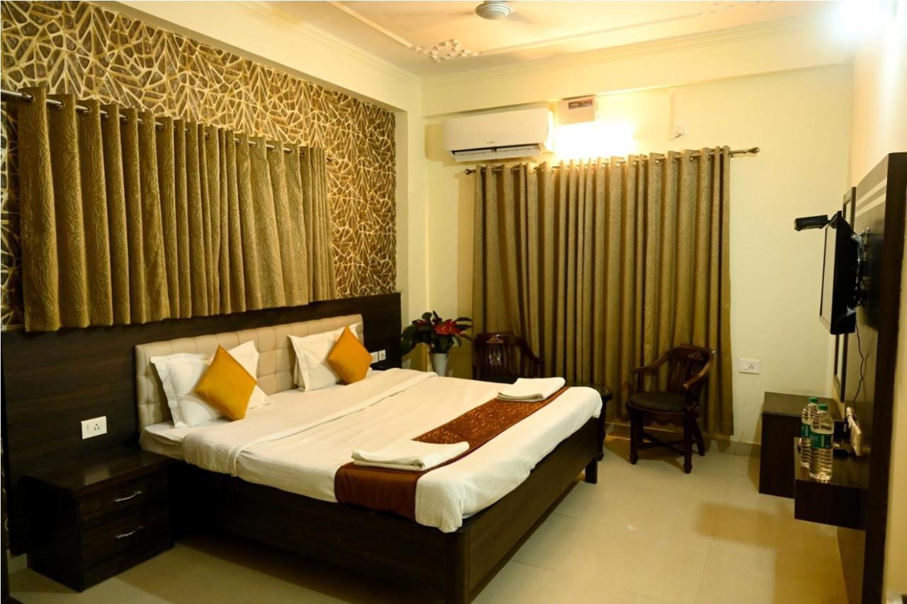 Ganga Darshanam Guest House Varanasi Bagian luar foto
